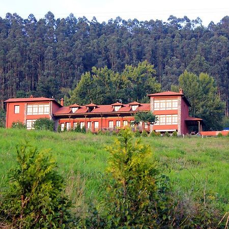 Escuelas De Fuentes Villaviciosa  Exterior foto